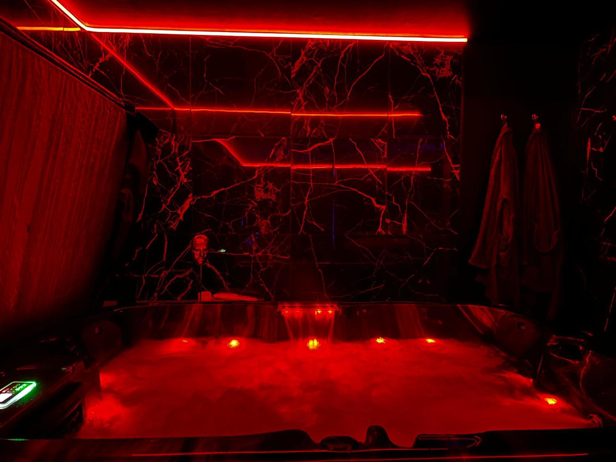 Love Room Passion Saint-Hilaire-de-Talmont Екстер'єр фото