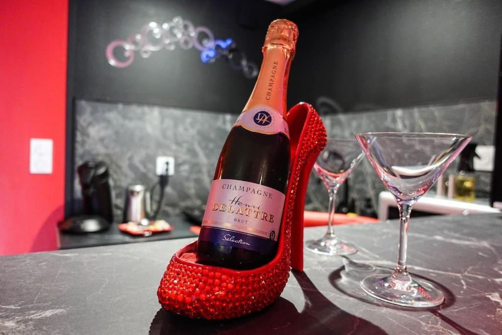 Love Room Passion Saint-Hilaire-de-Talmont Екстер'єр фото